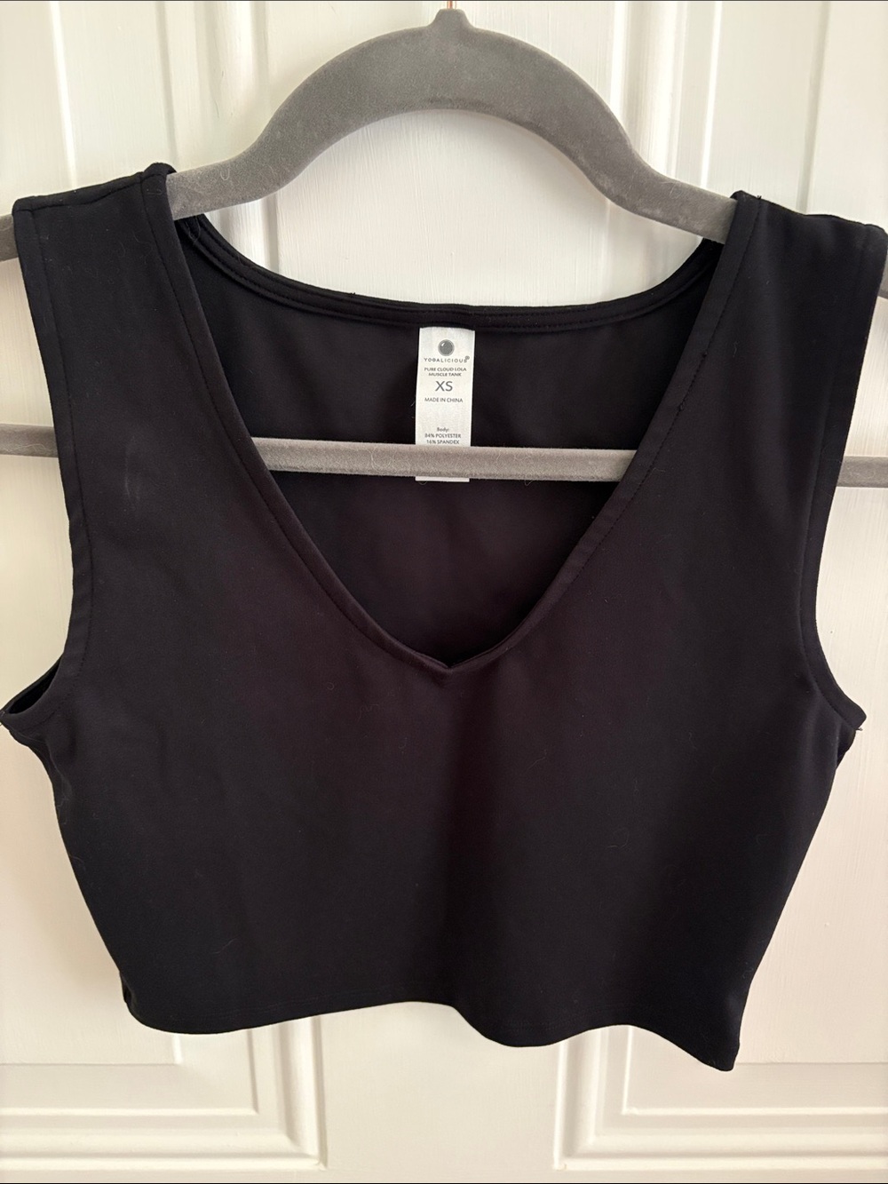(5/$20) Yogalicious Black V-Neck Crop Tank